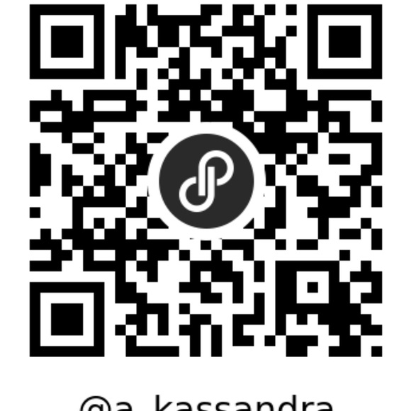 Friday Night Solo Luxe Affair - Picture 4 of 4